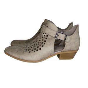 Roebuck Co Tara Vegan Suede Ankle Cut Out Ankle Booties Boho Western Size 7